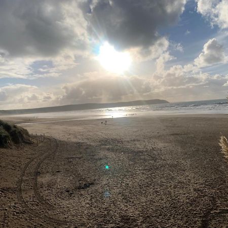 2 Woolacombe West - Luxury Apartment At Byron Woolacombe, Only 4 Minute Walk To Woolacombe Beach! 外观 照片